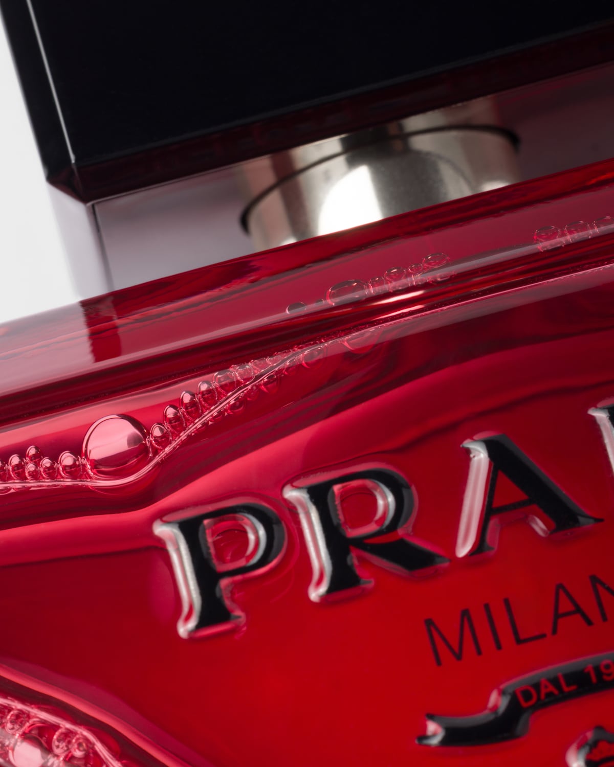 Prada Paradoxe Radical Essence Parfum By Prada – Women