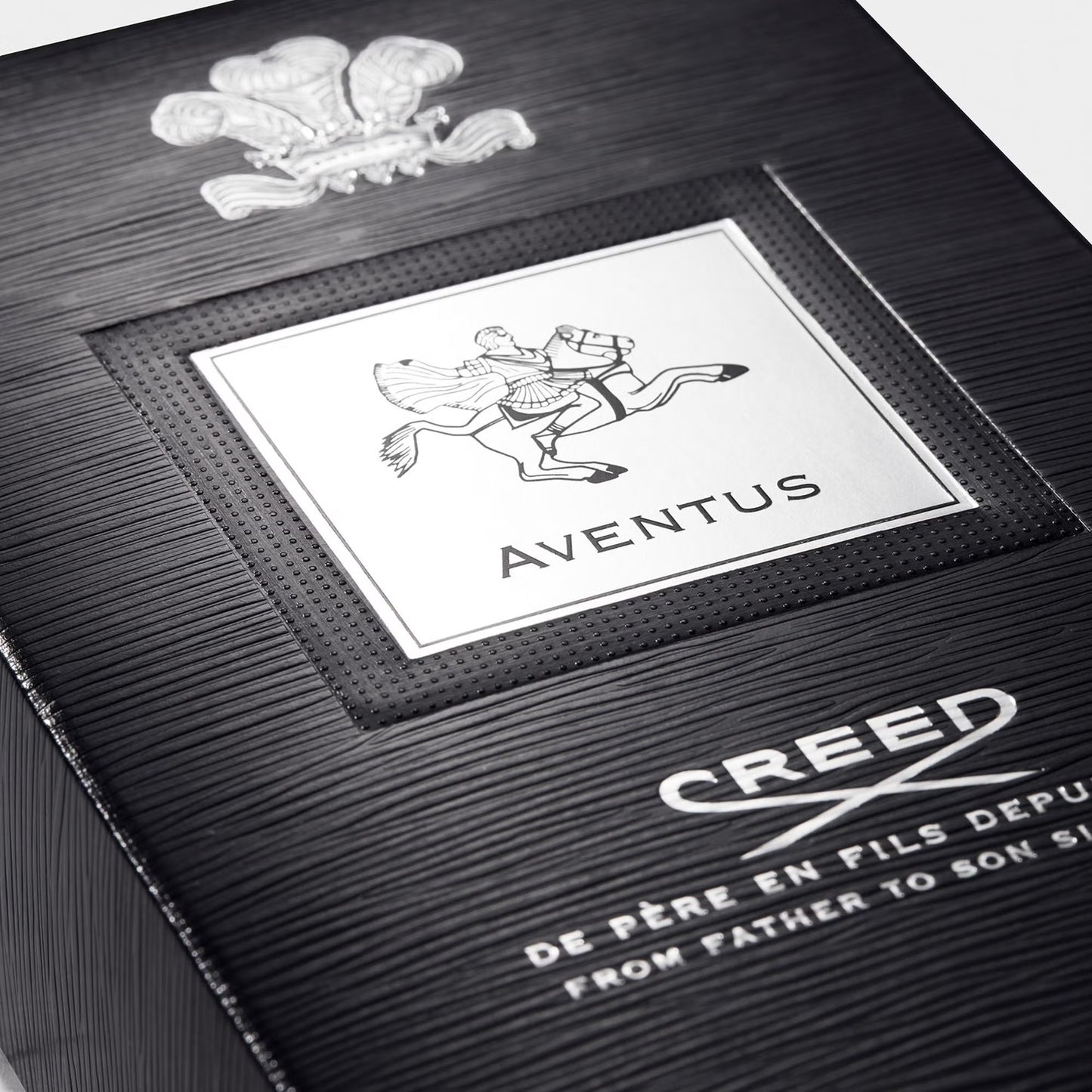 Aventus Eau de Parfum By Creed – Men